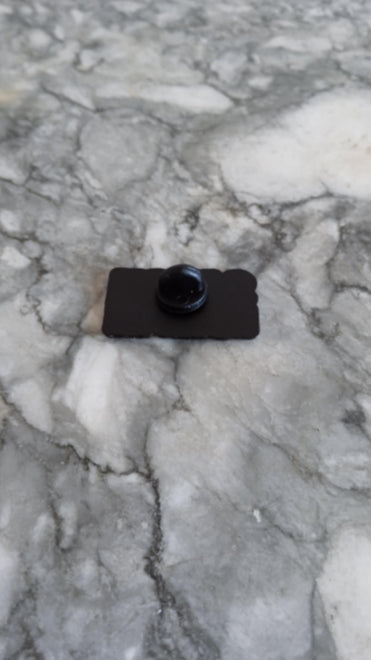 Broche satan loves me image 1