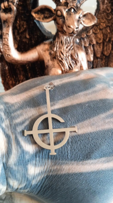 Collier + pendentif " Ghost " cross image 1