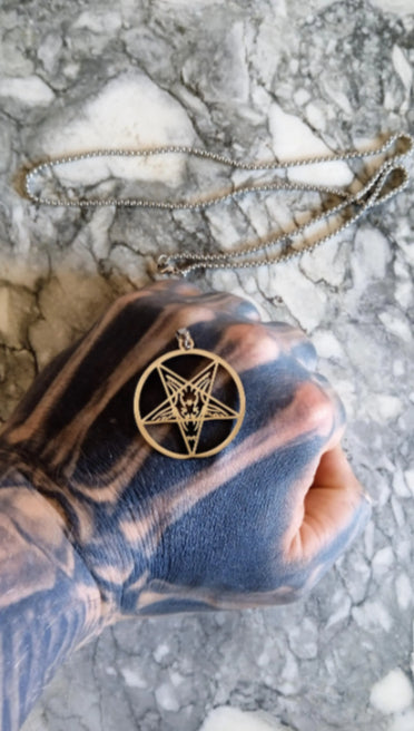 Chaine et pendentif sigil du Baphomet image 0