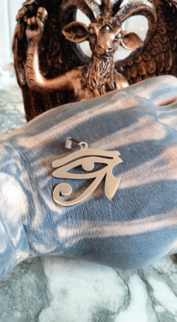 Collier + pendentif œil d'Horus image 1