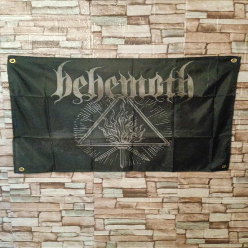 Drapeau Behemoth "triangle"