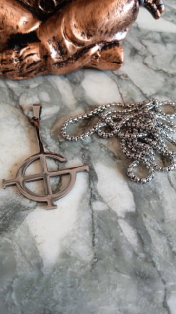 Collier + pendentif " Ghost " cross image 0