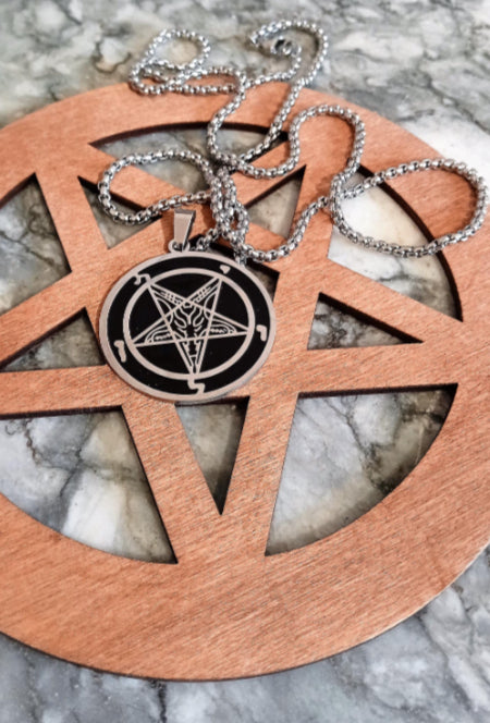 Chaine plus pendentif sigil du baphomet " noir " image 0